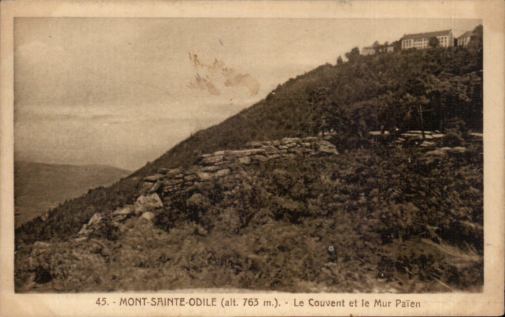 Mont Saint Odile CPA Brood and pagan wall