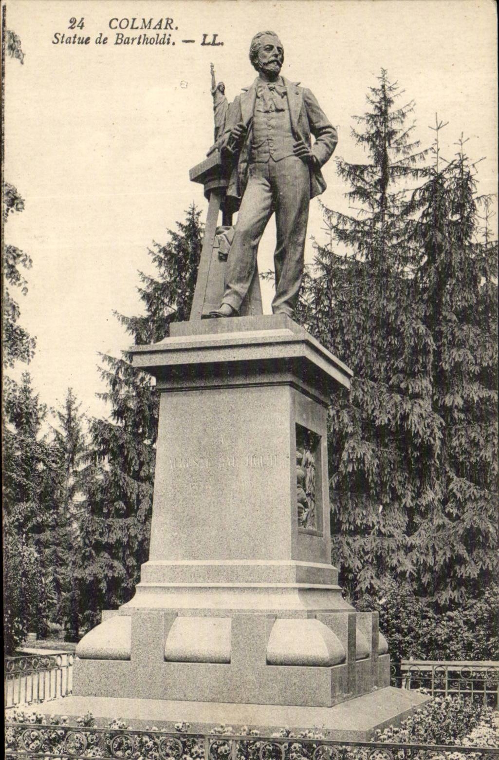 Colmar - Statue of Bartholdi - CPA