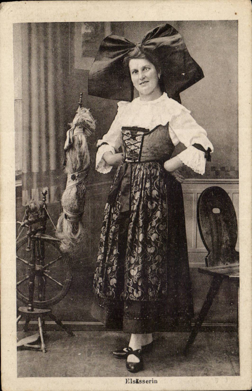 Folklore - Kostume - Elsasserin - Frau CPA
