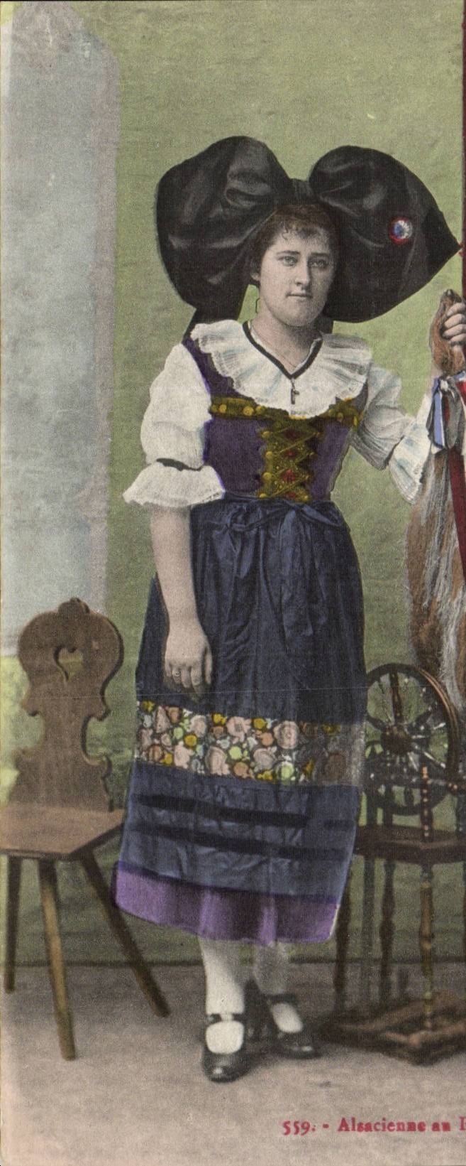 Folklore - Kostume - Elsasser - Frau CPA