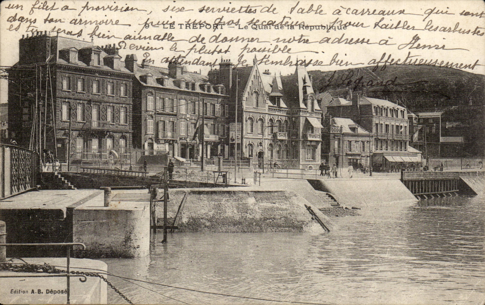 Treport - der Quay und die Republik - CPA