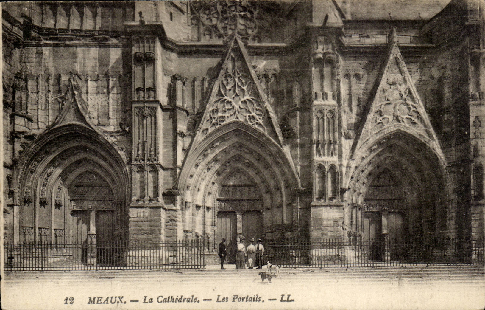 Meaux - the Cathedral - Gate CPA