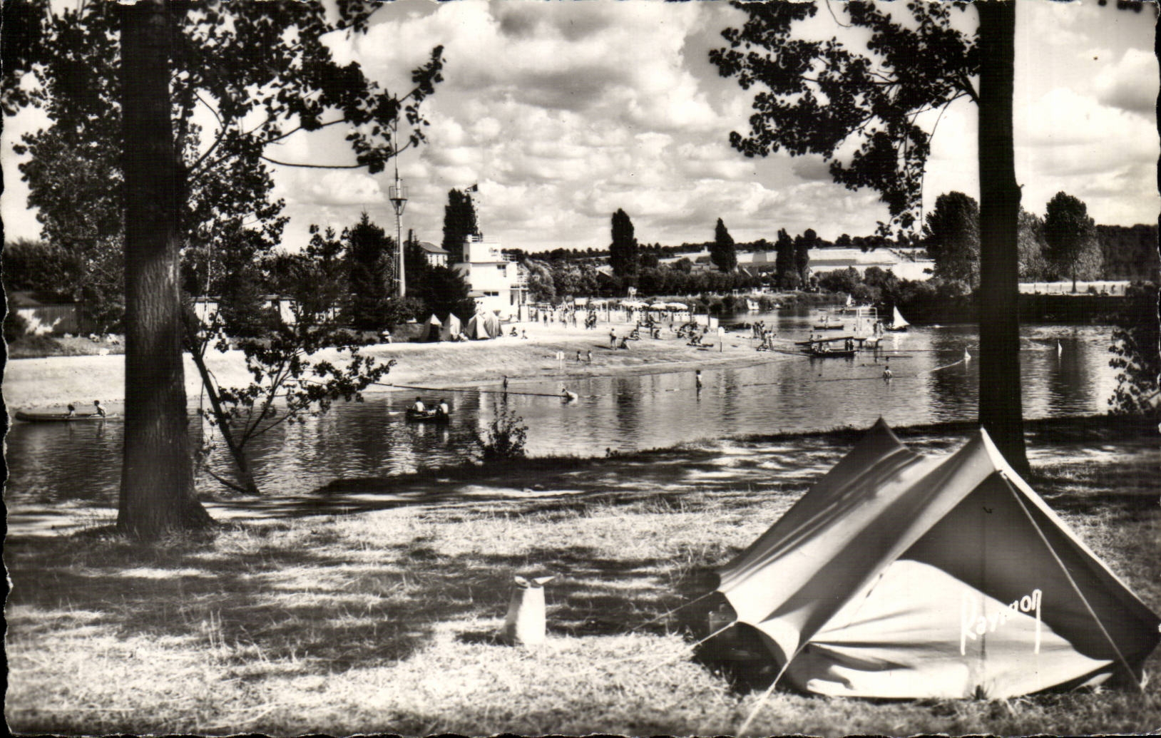Gournay - the Beach and the Camp-site - CPA