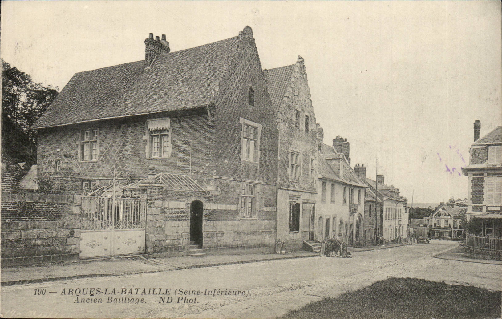 Arch the Battle - Old Bailliage - CPA