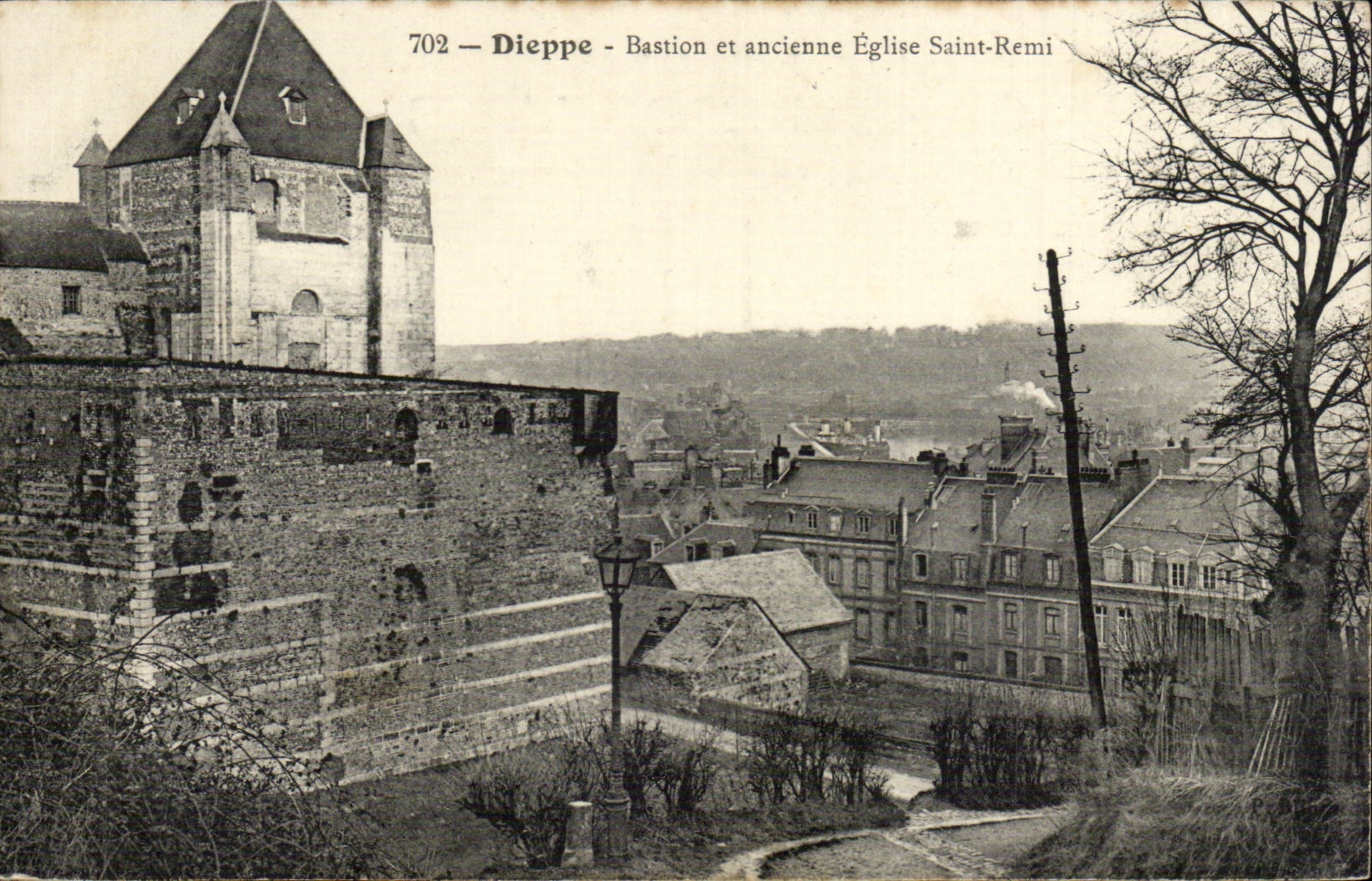 Dieppe - Bastion und altes Kirche-Saint Remi - CPA