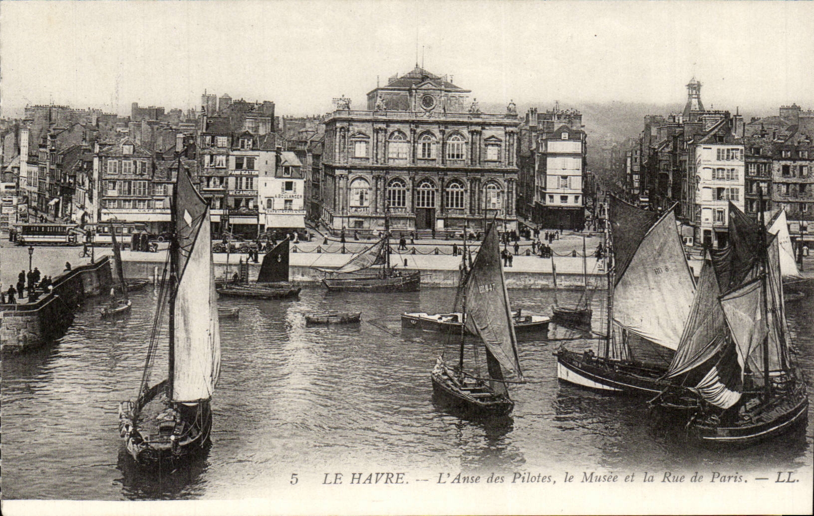 Le Havre - der Handgriff der Piloten - das Museum und die Strasse von Paris - CPA
