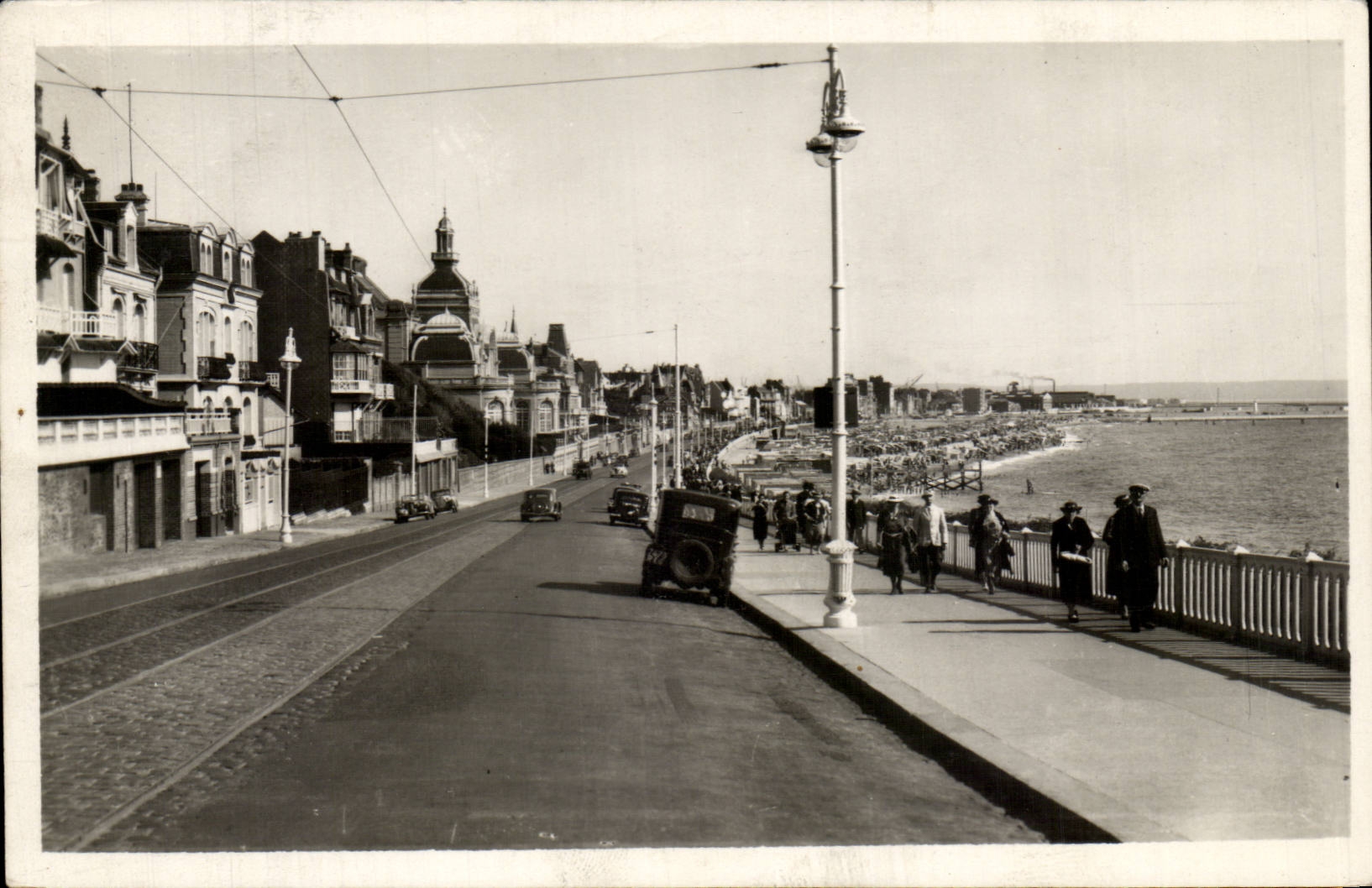 Le Havre - das Boulevard Albert I - CPA