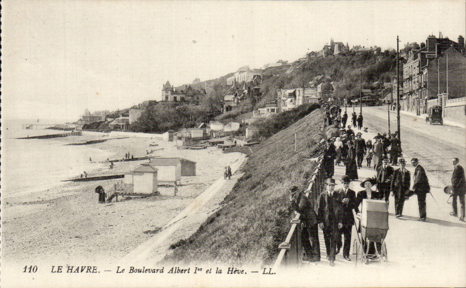 Le Havre - das Boulevard Albert I und Heve CPA