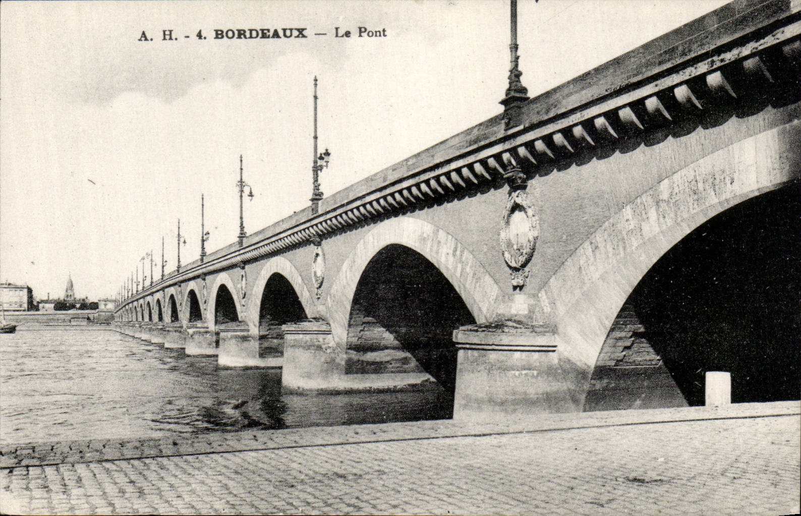 Bordeaux CPA the bridge