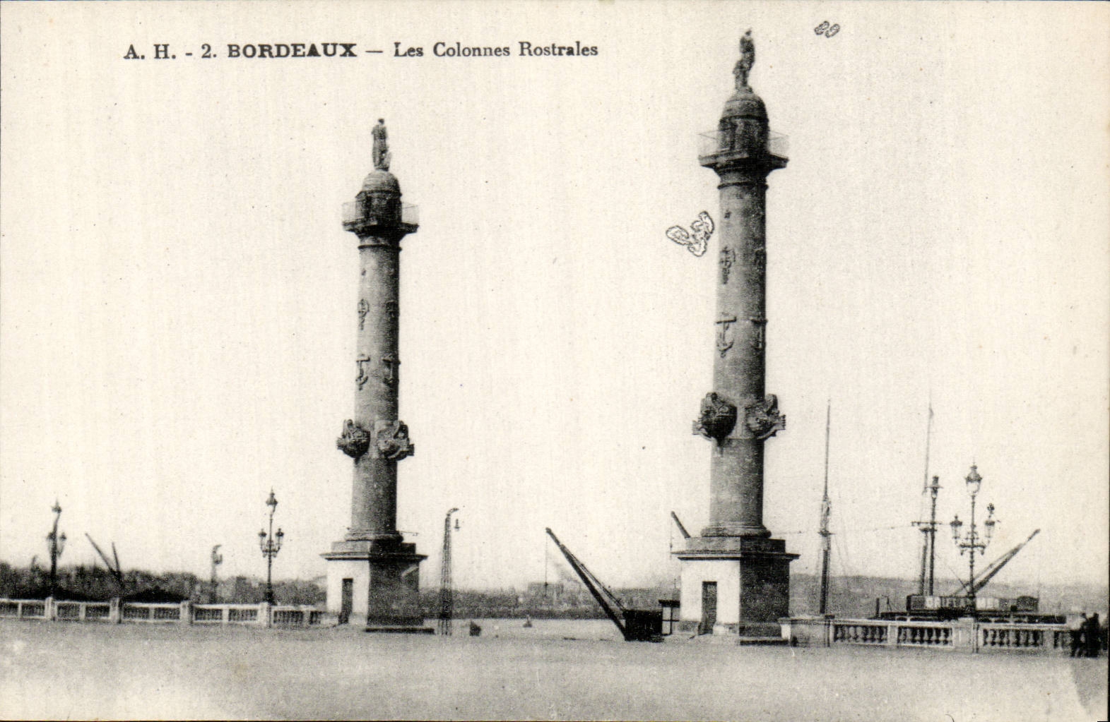 Bordeaux CPA the columns rostrales