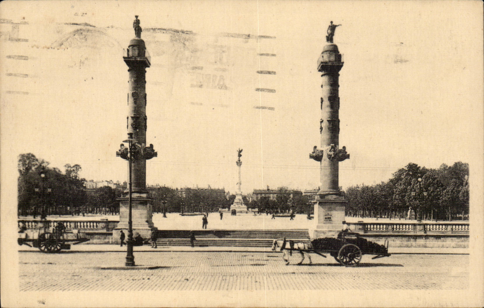 CPA Bordeaux Esplanade of the Quincunxes
