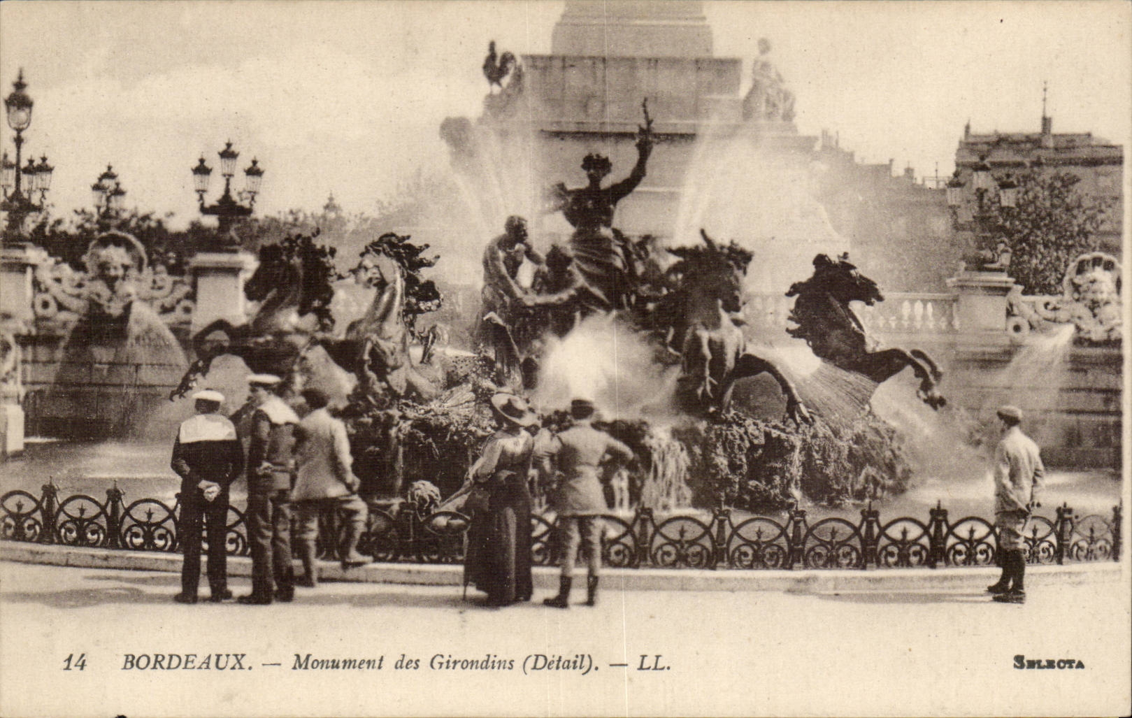 Bordeaux CPA Monument of Of Gironde (detail)