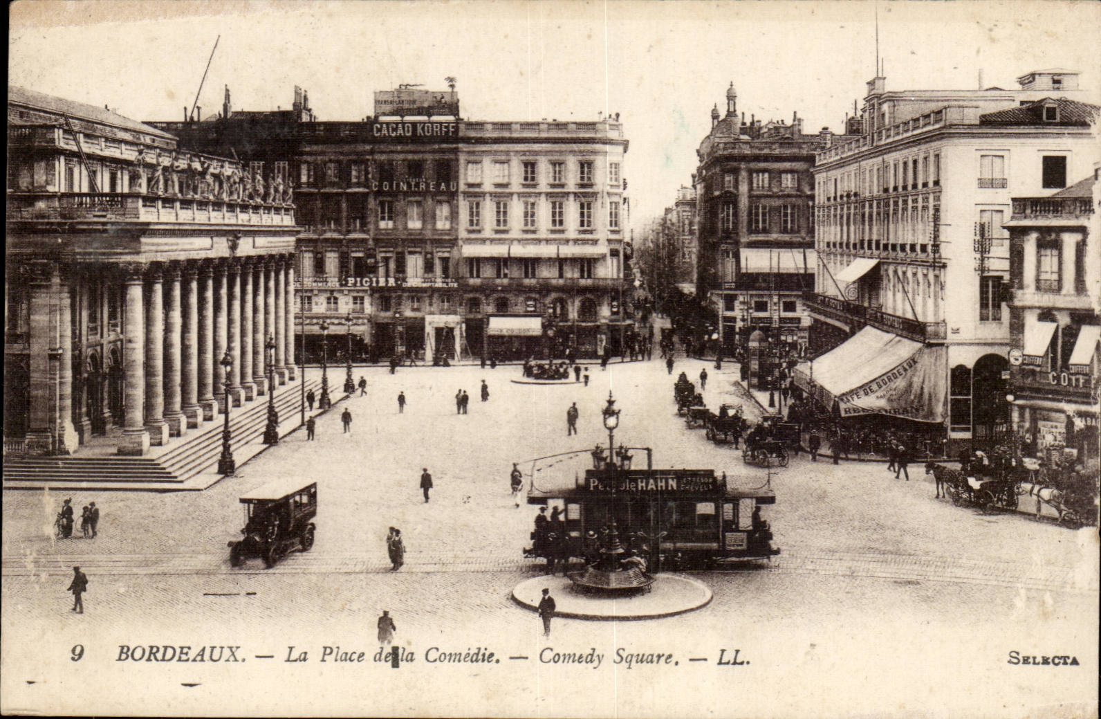 Bordeaux CPA the place of the comedy (tram)