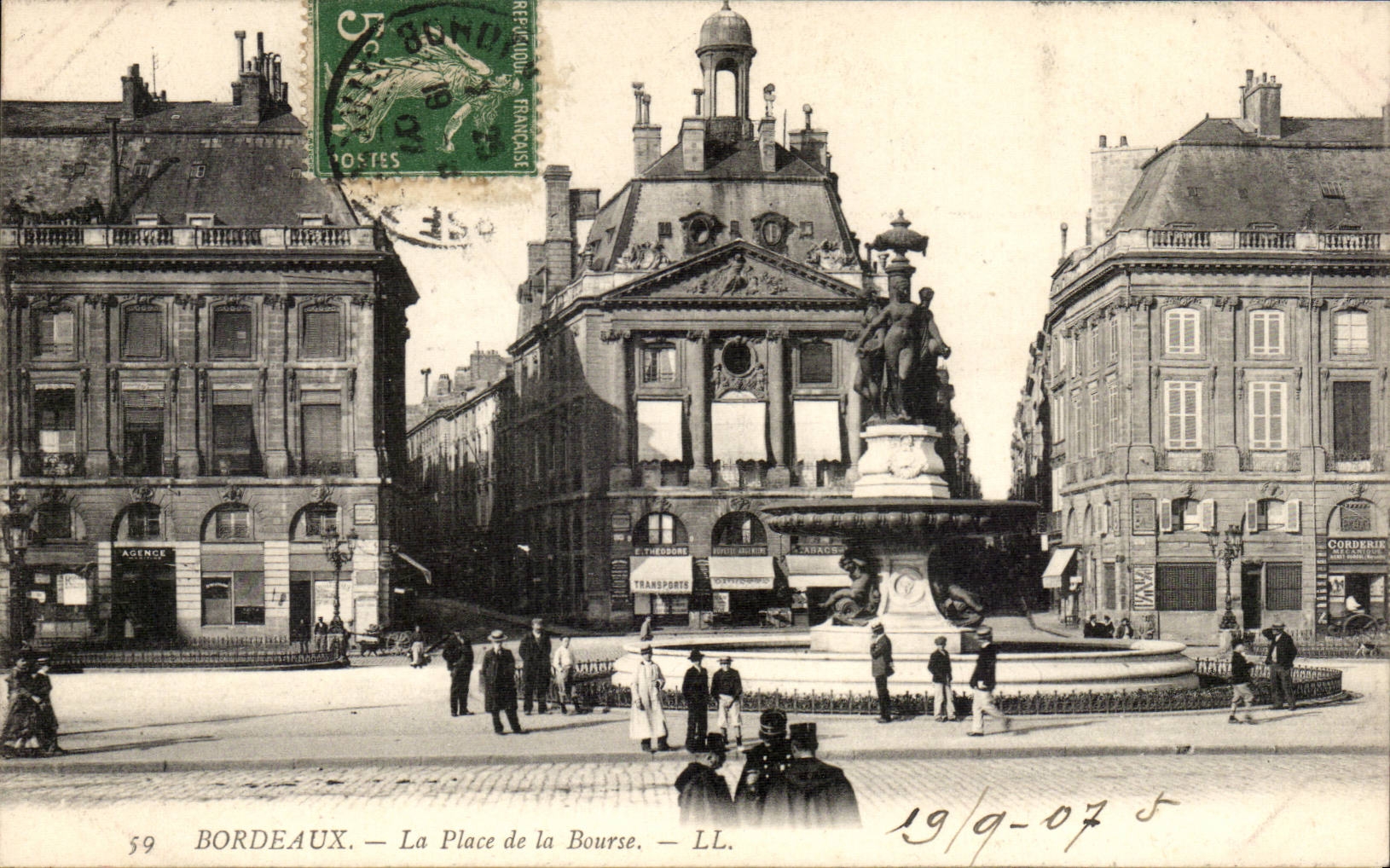 Bordeaux CPA the place of the Stock Exchange (gendarmes)