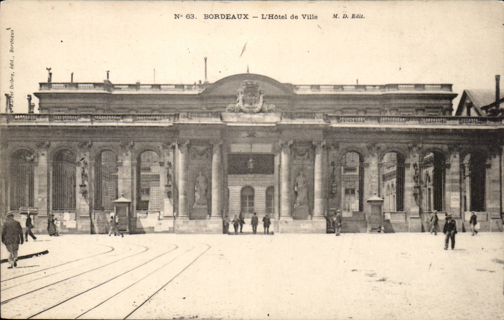 Bordeaux CPA the town hall