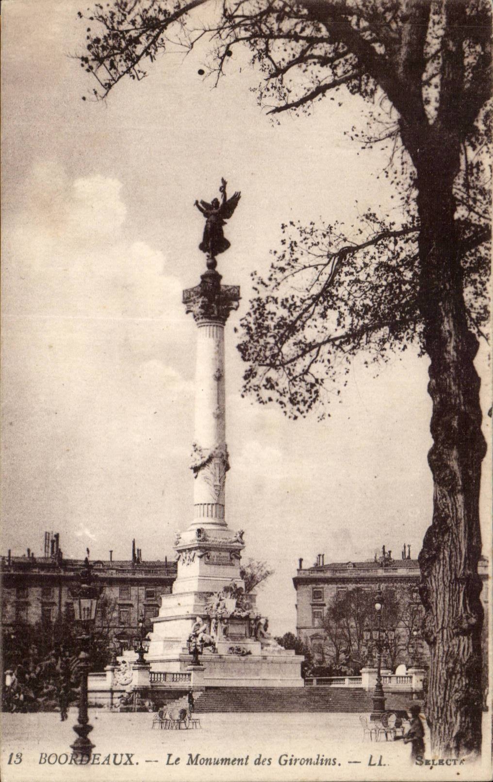 Bordeaux CPA the columns rostrales