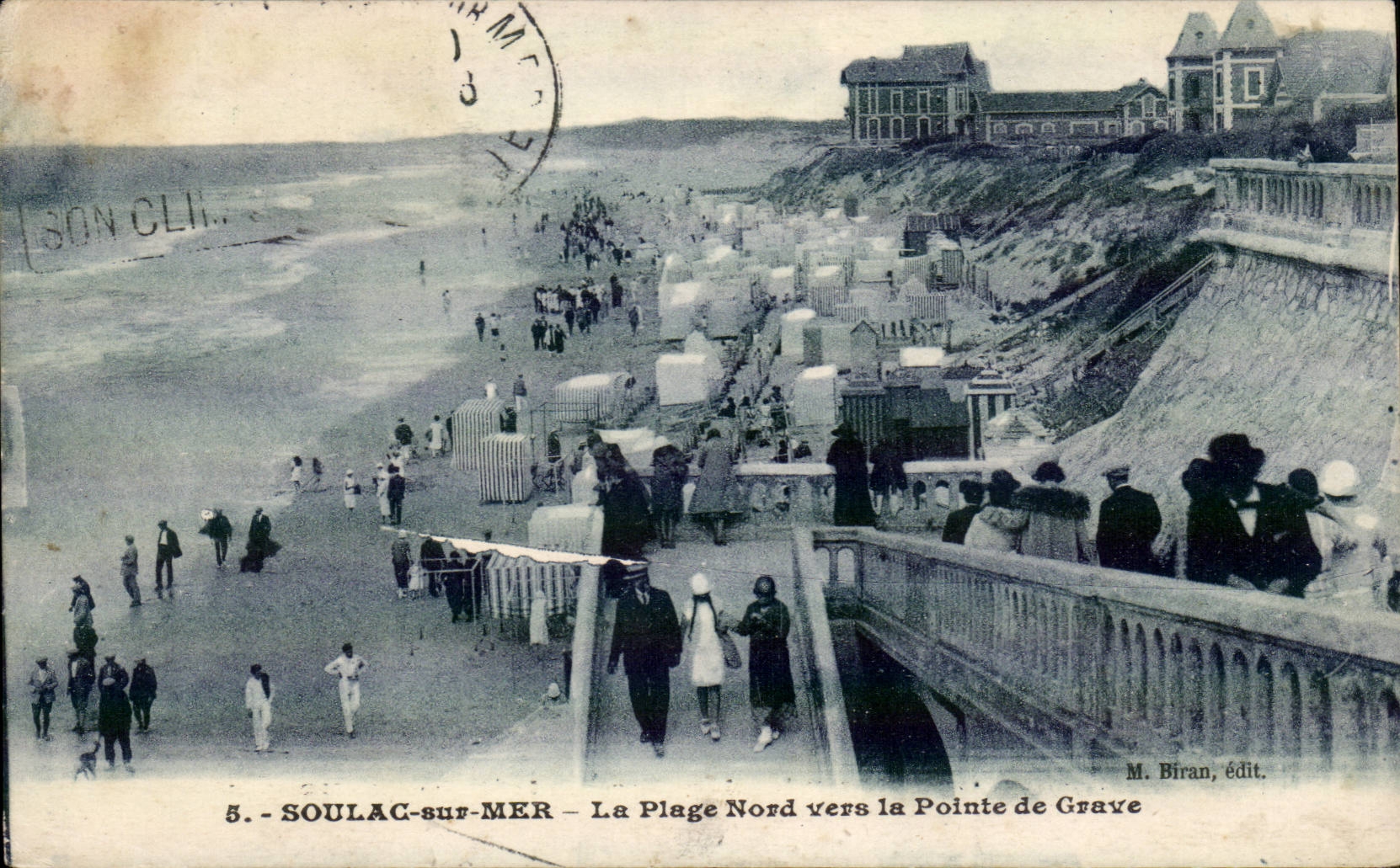 CPA Soulac on sea the northern beach towards the Low register point