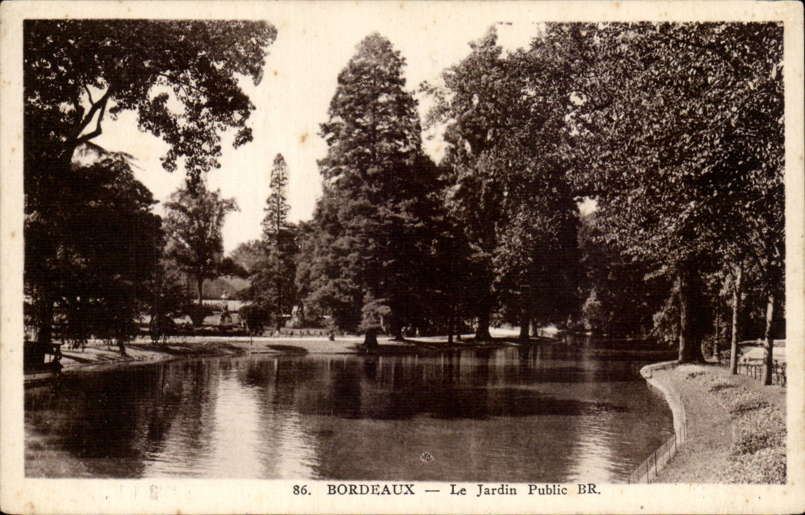 CPA Bordeaux the public garden