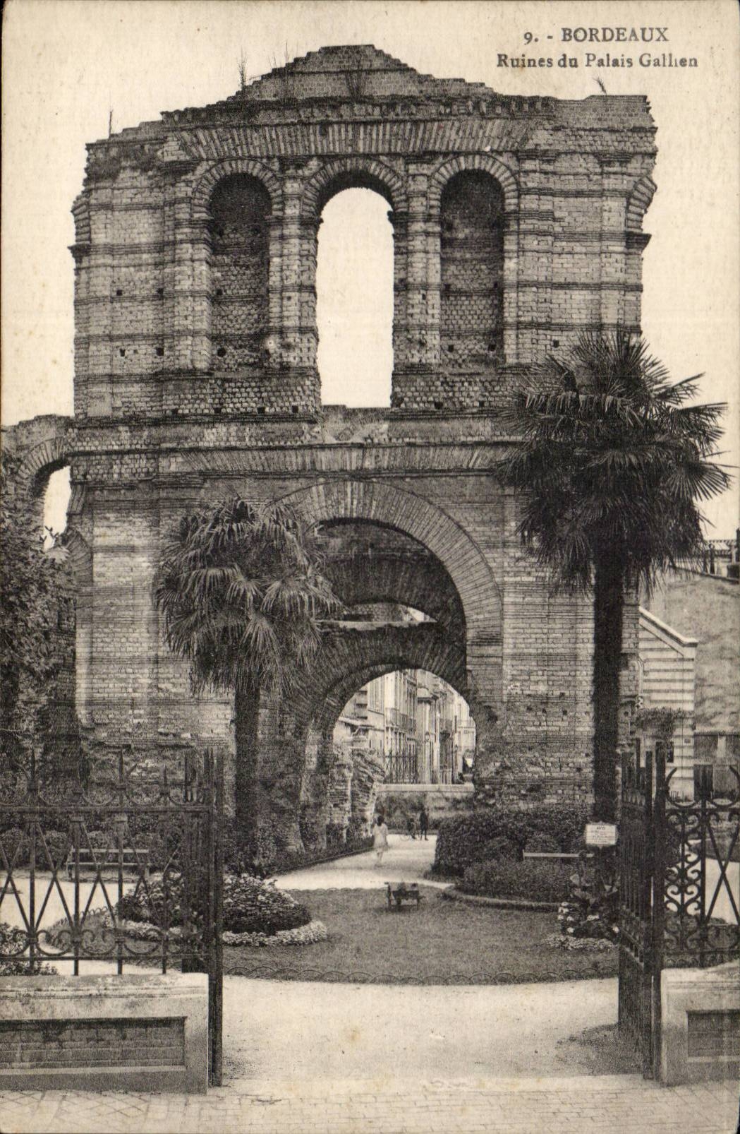 Bordeaux CPA Ruins of the Gallien palate