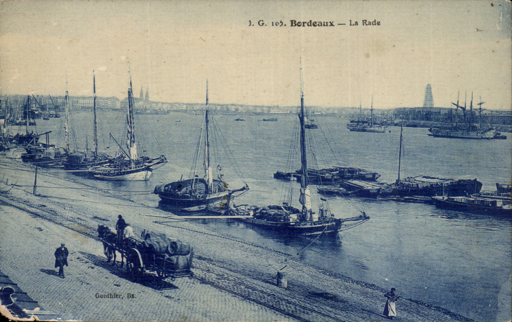 Bordeaux CPA the roads (boats)