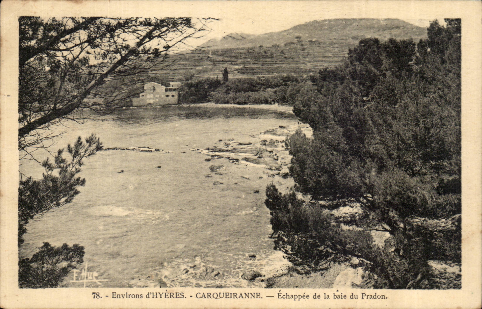 Surroundings of Escaped Hyeres CPA Carqueiranne of bay of Pradon