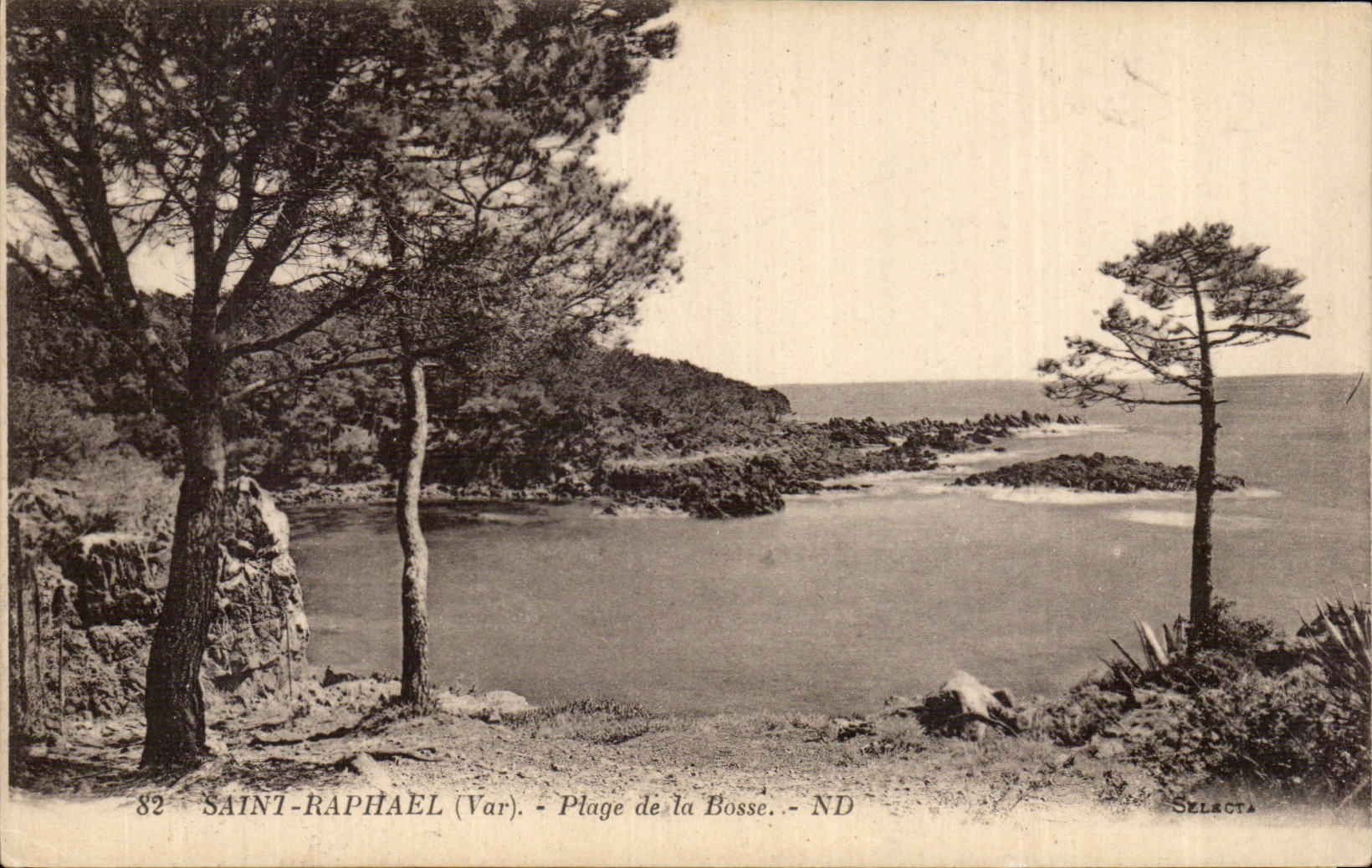 Saint Raphael CPA Beach of the Bump