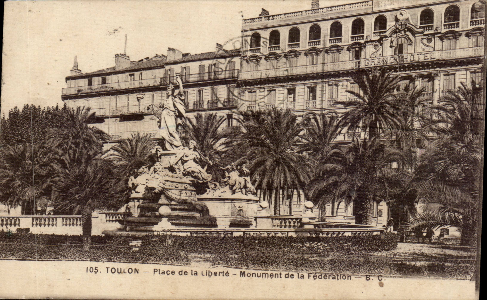 Toulon CPA places Monument freedom of the federation
