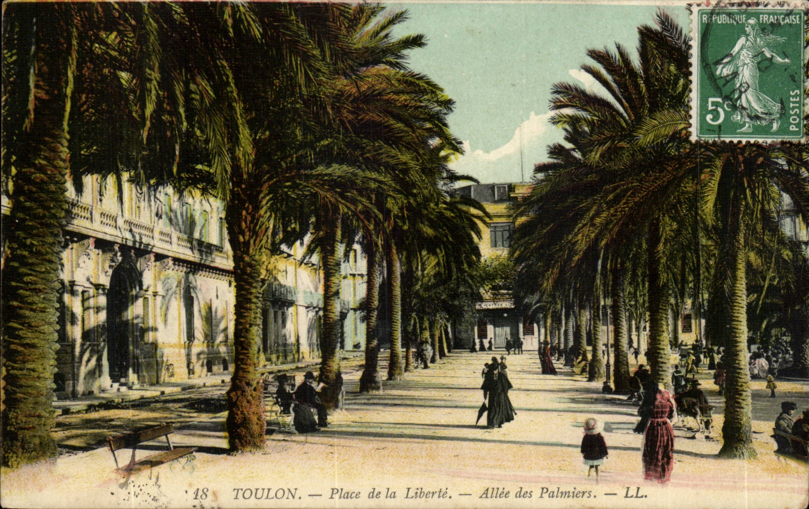 Toulon CPA Places Allee freedom of the palm trees