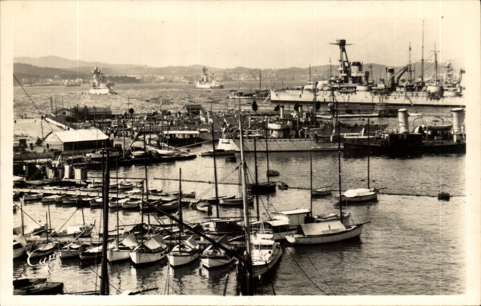 Toulon CPA Seen on the port and the roads