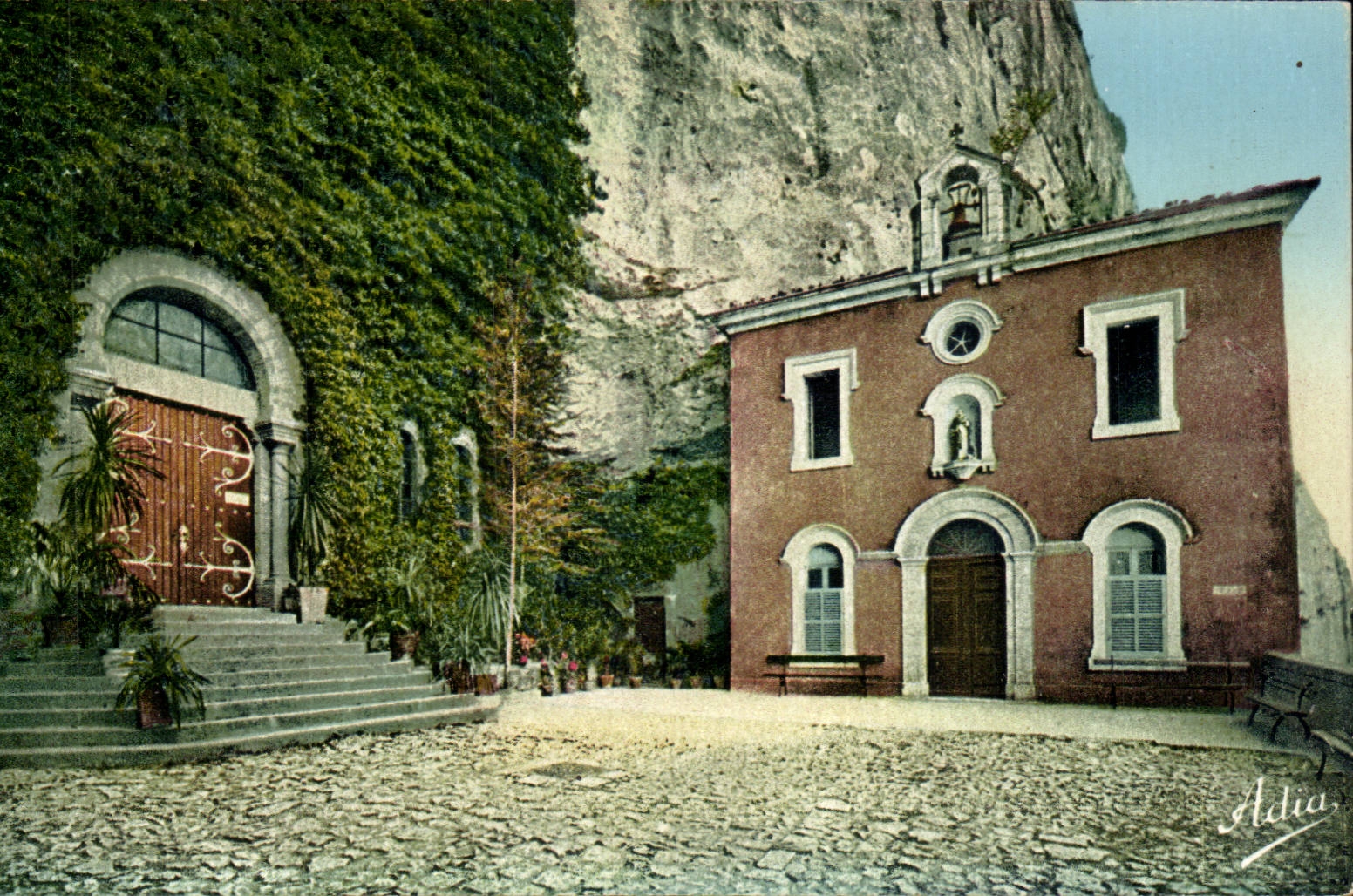 Hotellerie et grotte de Ste Baume CPA Ste Zacharie