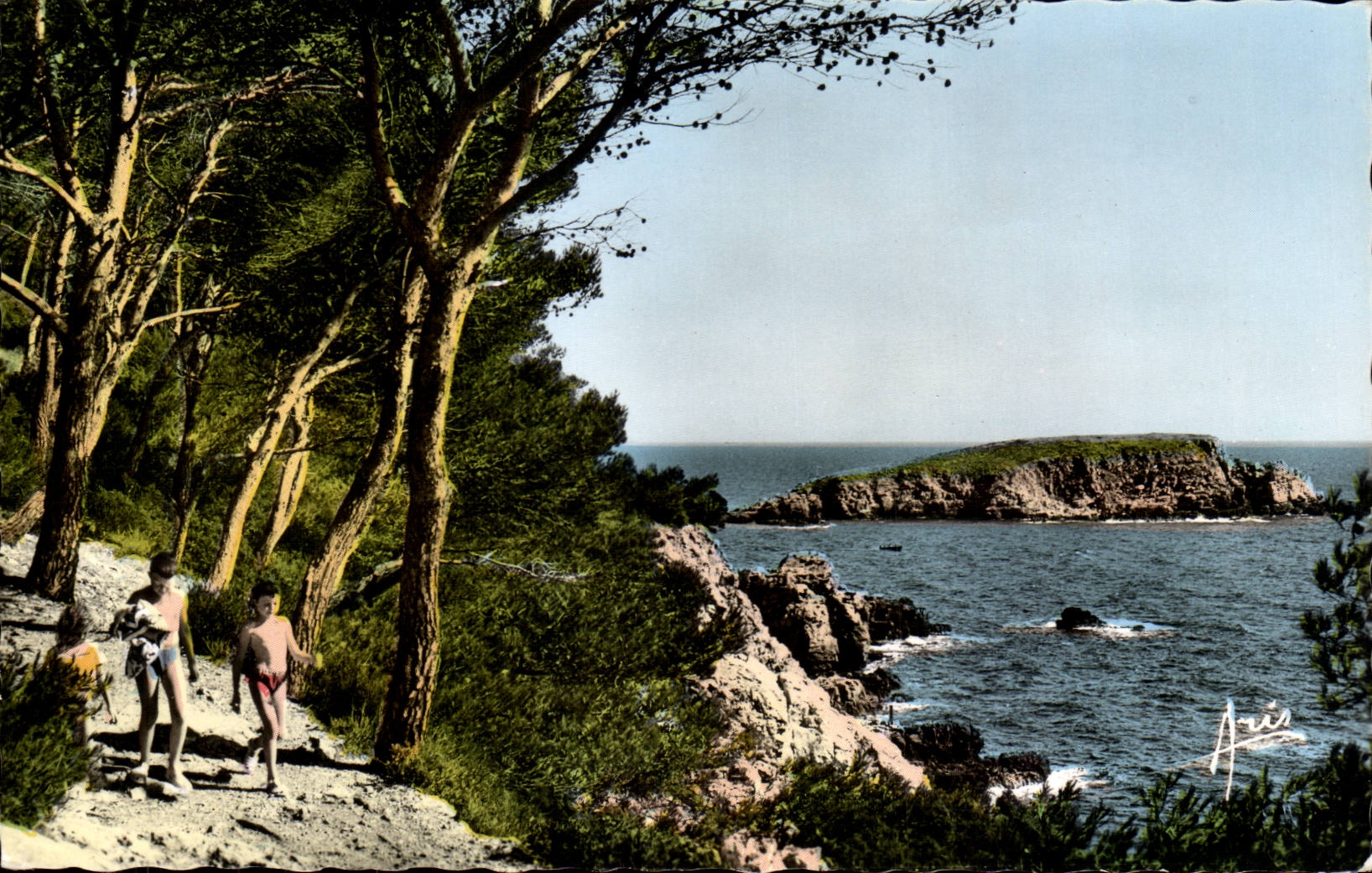 Bandol CPA the russet-red island seen of the gravels