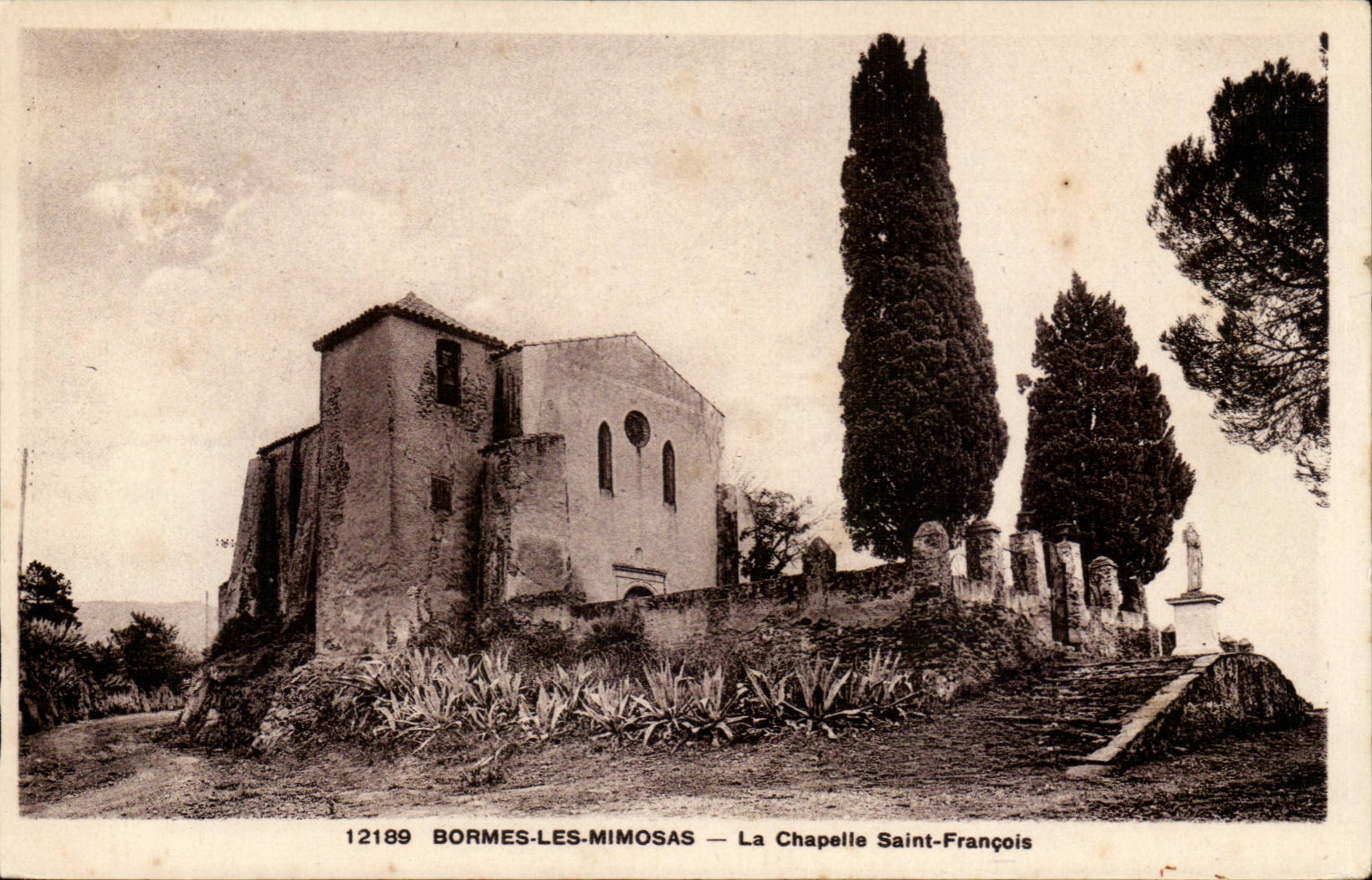 Bormes Mimosas CPA the vault Saint François