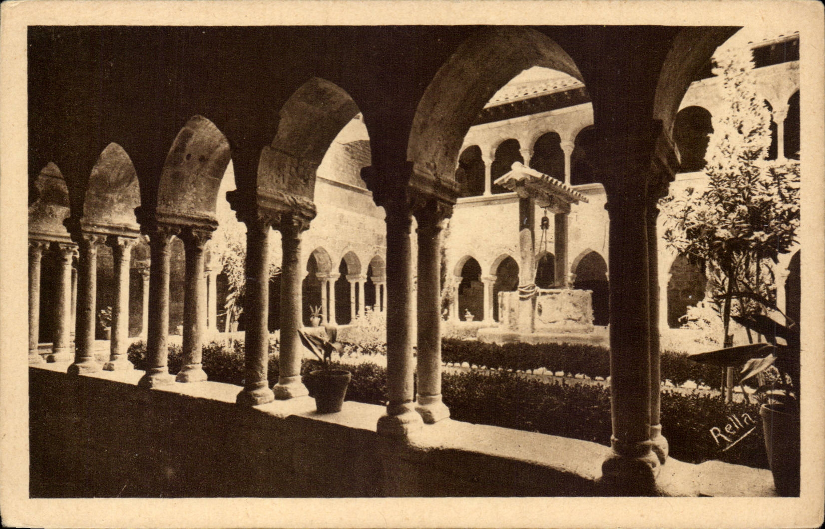 Surroundings of Saint Raphael CPA the cloister of Frejus