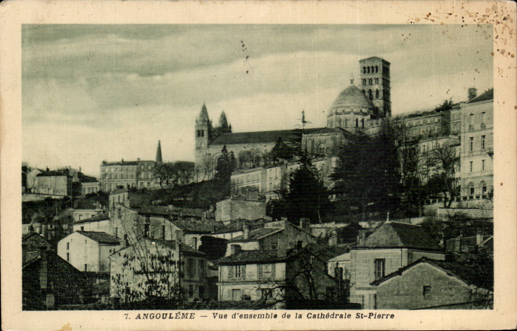 Angouleme - Vue d'ensemble de la Cathedrale St Pierre CPA 