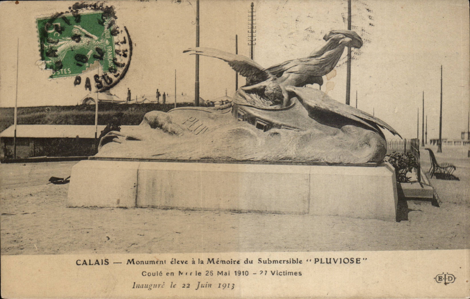 Calais - Monument raised with the Memory of the Pluviose Submarine - CPA