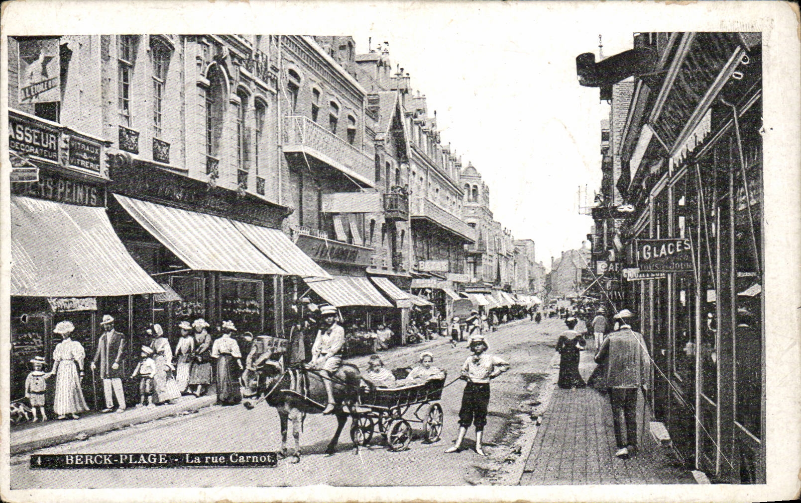 Berck Beach - the Street Carnot - horse - horse ass donkey - CPa 