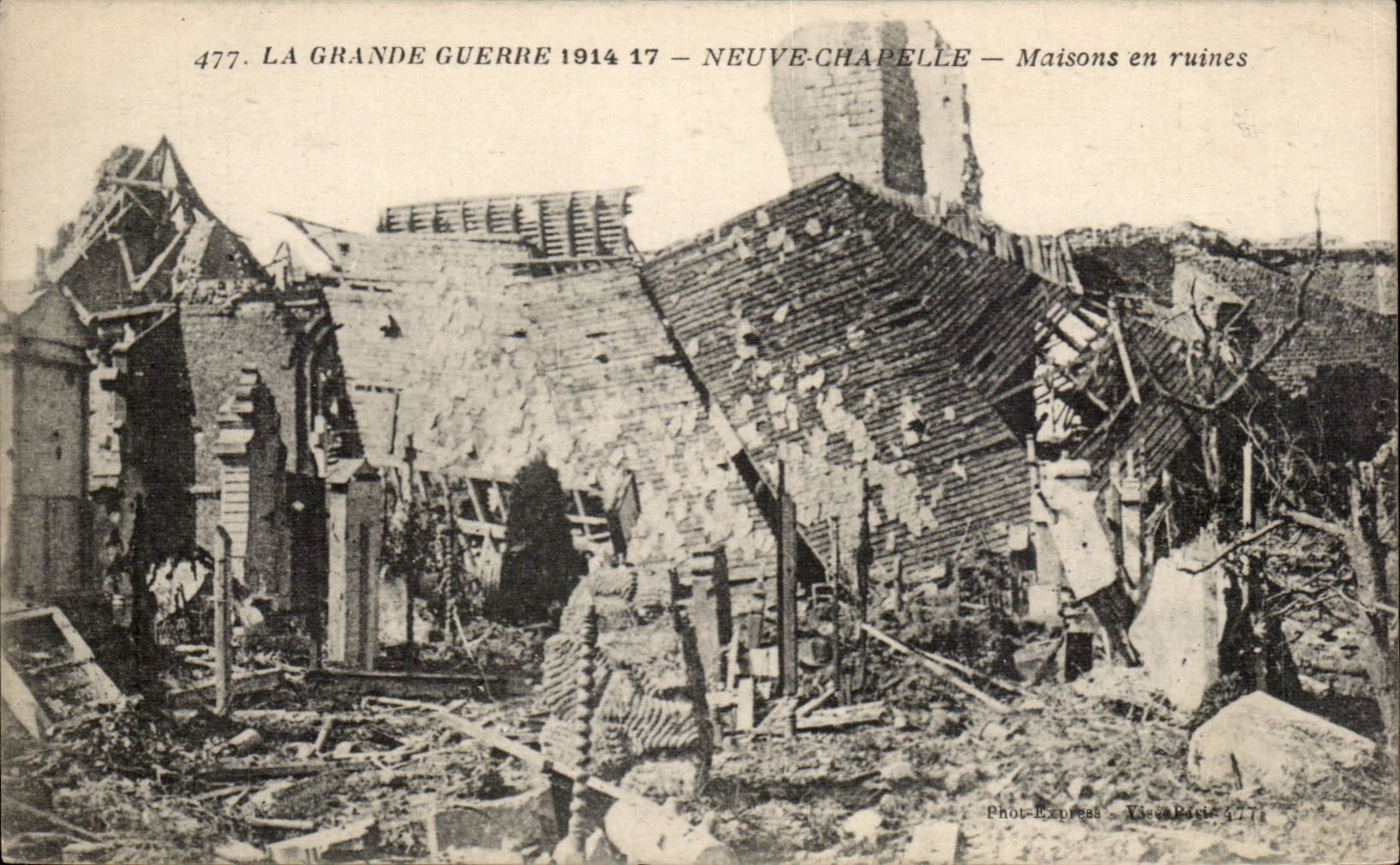 Neue Wolbung - die grossen Hauser des Krieg-1914 in den Ruinen - - CPA