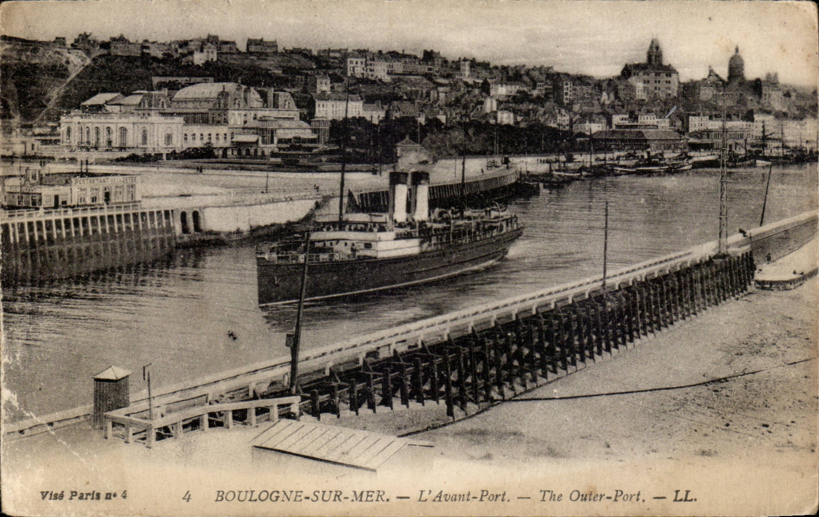 Boulogne auf Meer - vor Hafen - das aussere - Hafen - Boot - Boot CPA