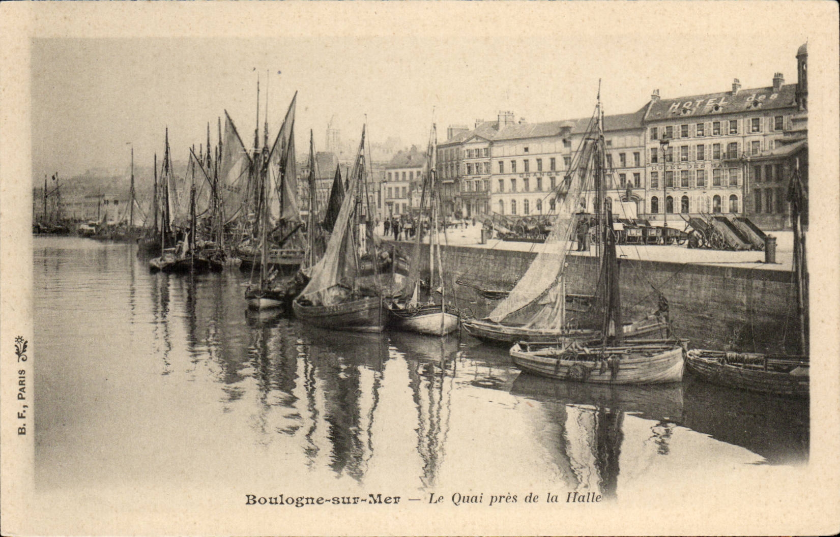 Boulogne on Sea - the Quay close to the Market - boat - boat CPA