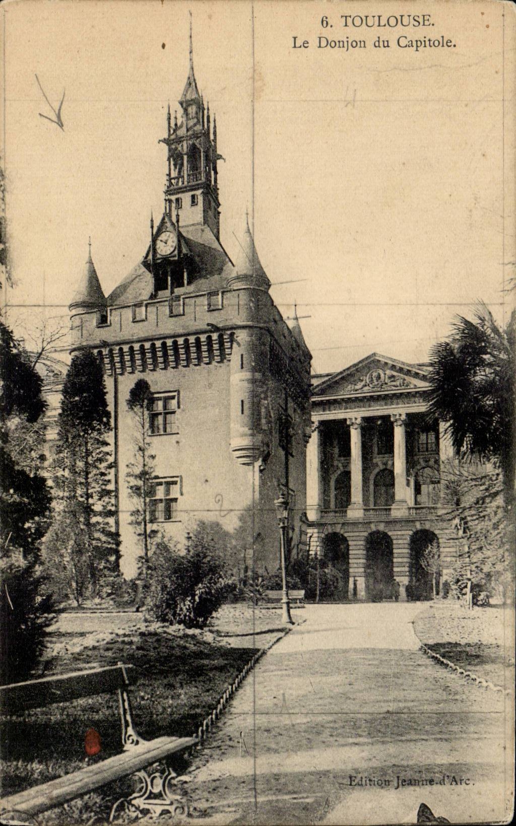 Toulouse - Le Donjon du Capitole - CPA