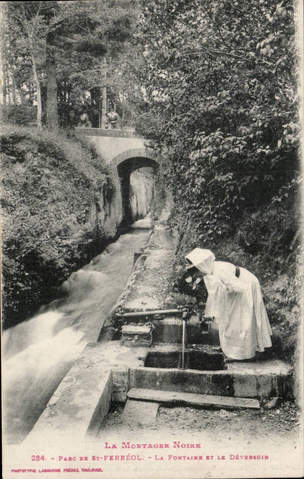 Saint Ironwood - Park - the Fountain - CPA