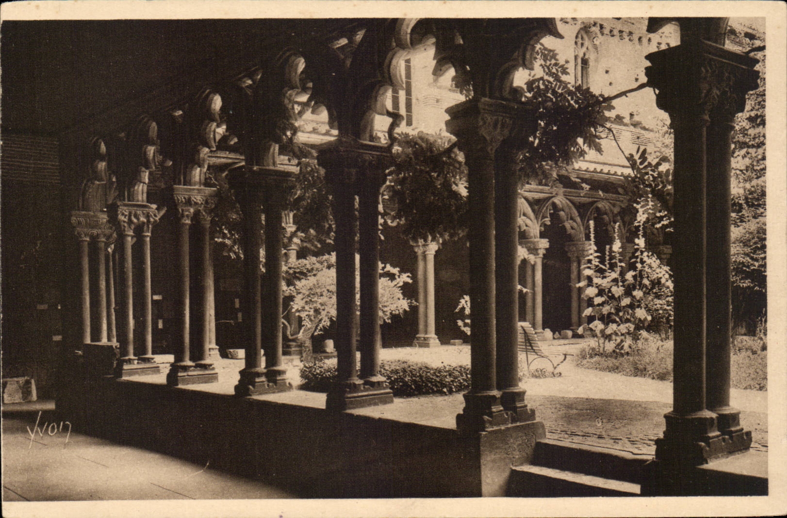 Toulouse - Le Cloitre du Musee - CPA 