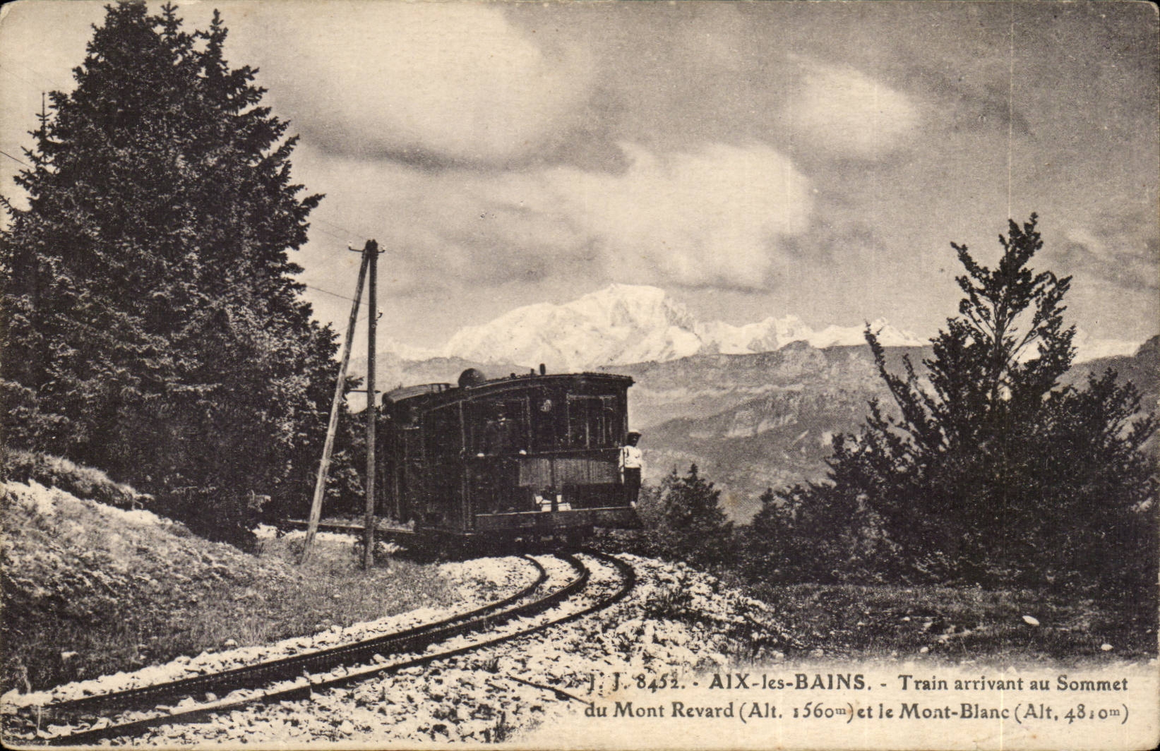 Aix les Bains - Train arriving at the Summit of the Revard Mount - - CPA