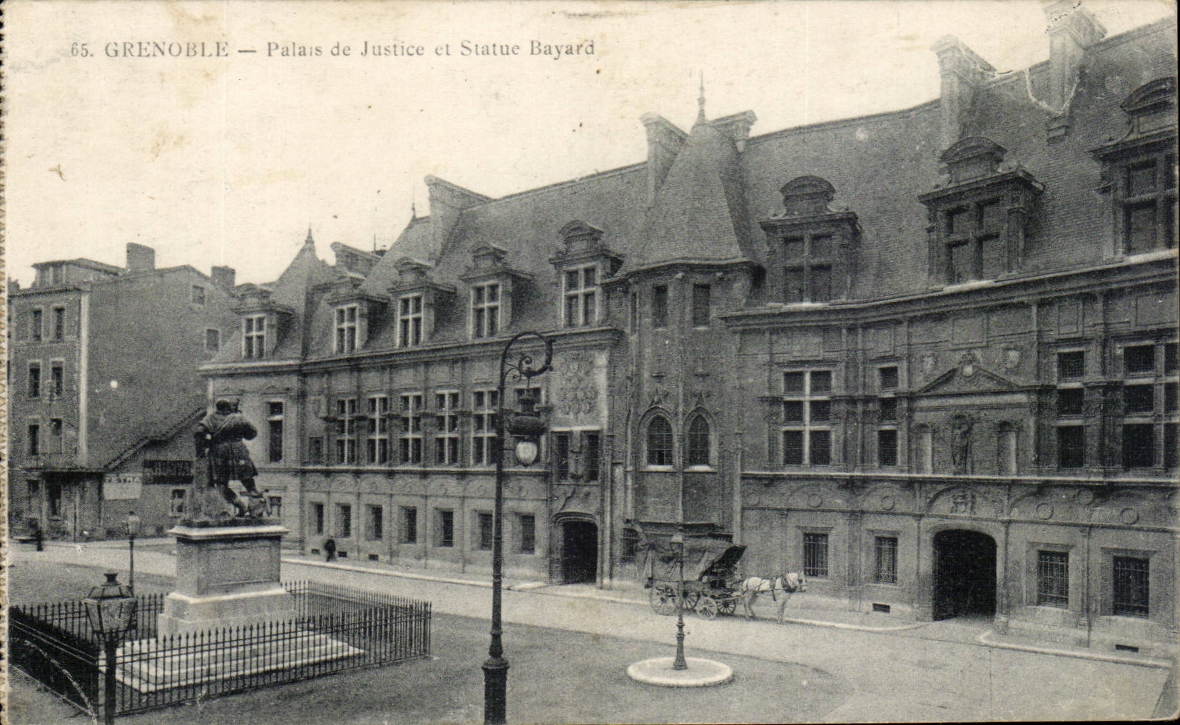 Grenoble - Law courts and Statue Bayard CPA