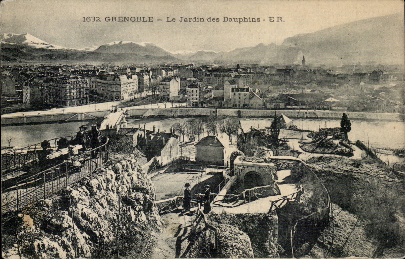 Grenoble - the Garden of the Dolphins - CPA