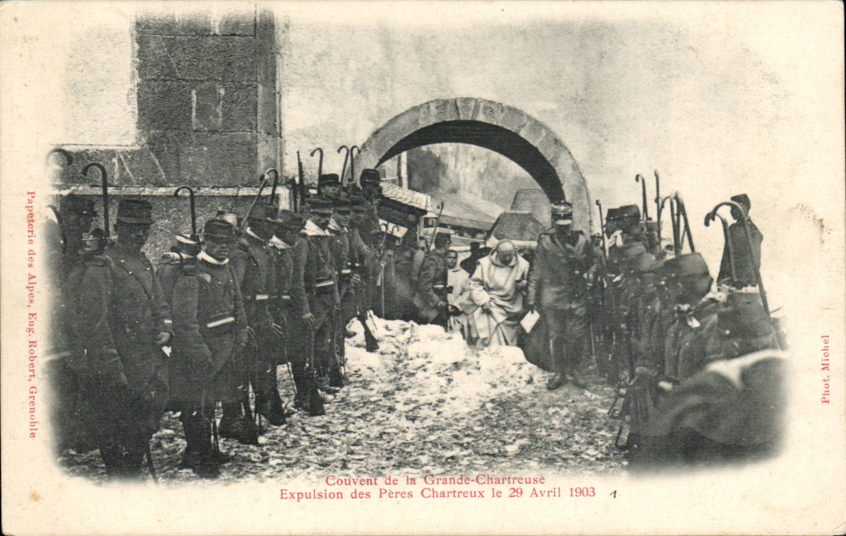 Brut grosses Chartreuse - Entfernung der Vater am 29 April 1903 - militaria - CPA TOP (Gendarme Gendarmes
