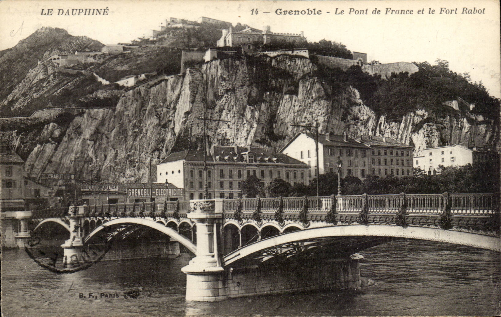 Grenoble CPA the bridge of France and the strong Plane