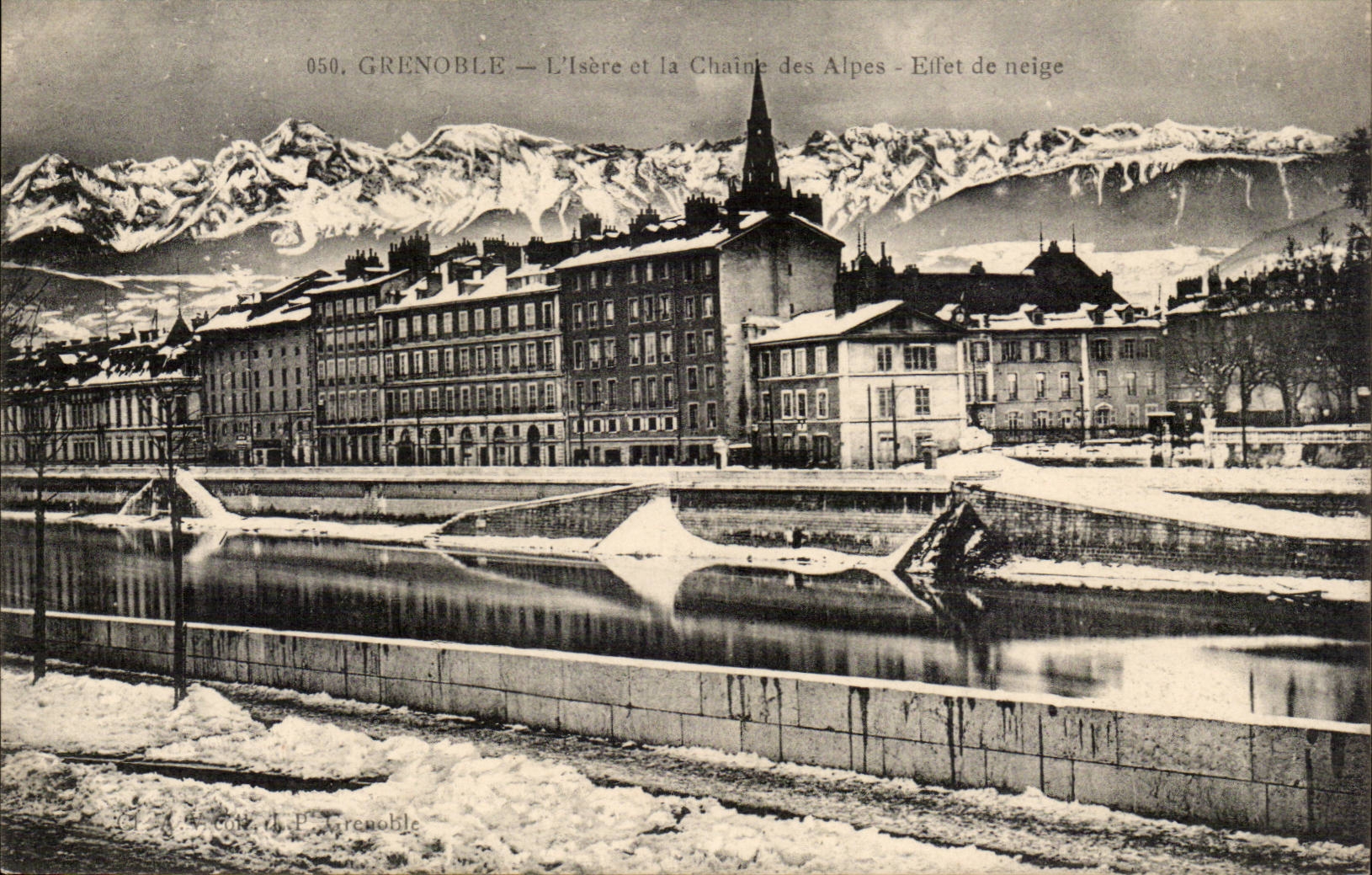 Dauphine CPA Grenoble the Isere and the alpine range Effect of snow