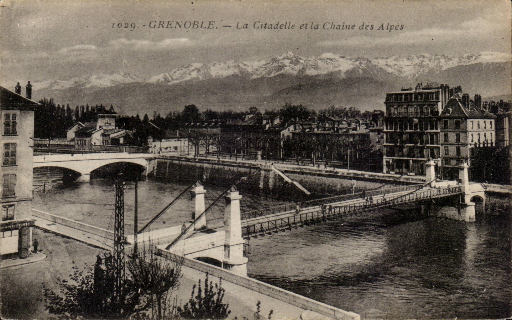Dauphine CPA Grenoble the citadel and the alpine range