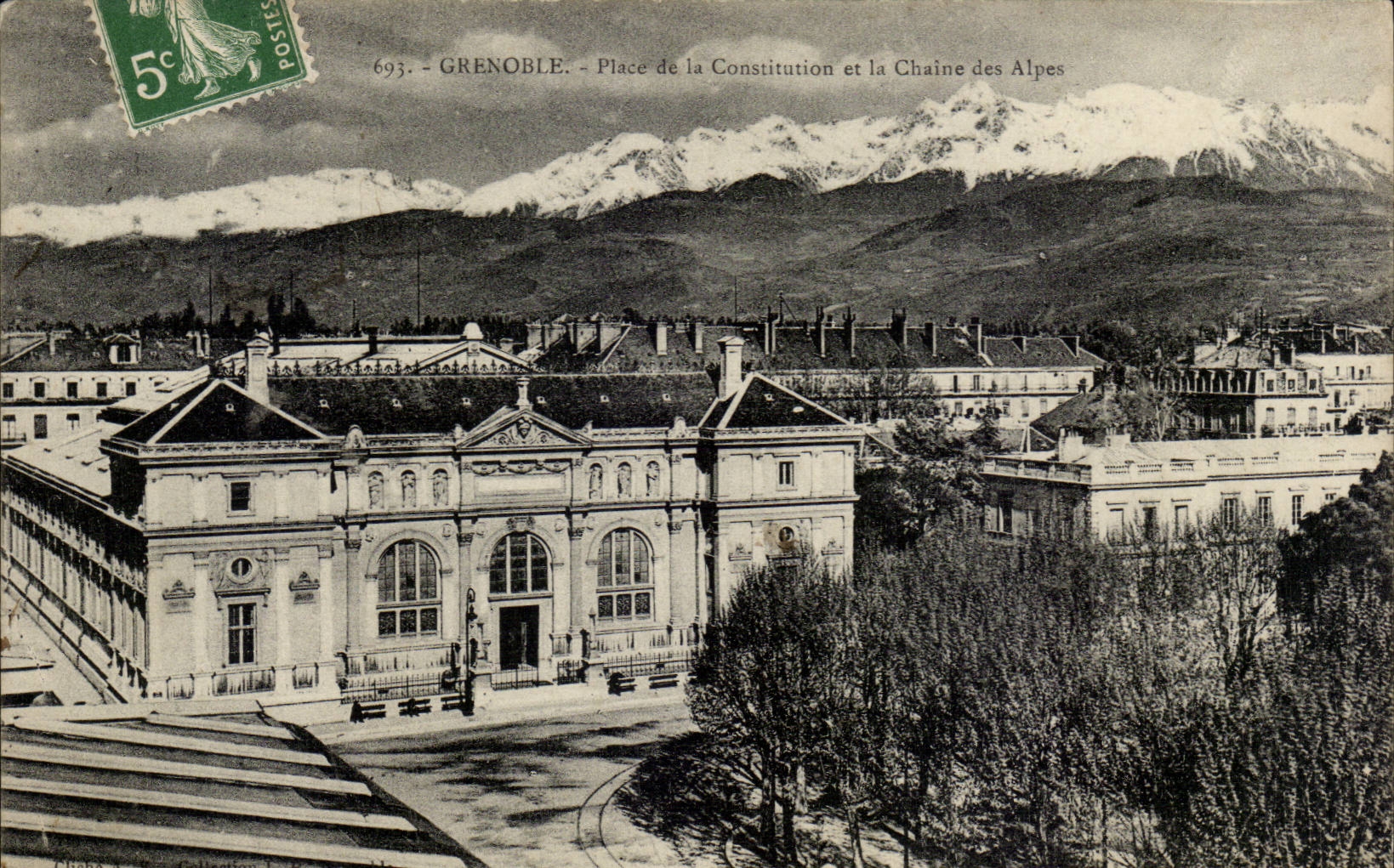 Dauphine CPA Grenoble Places Constitution and the alpine range